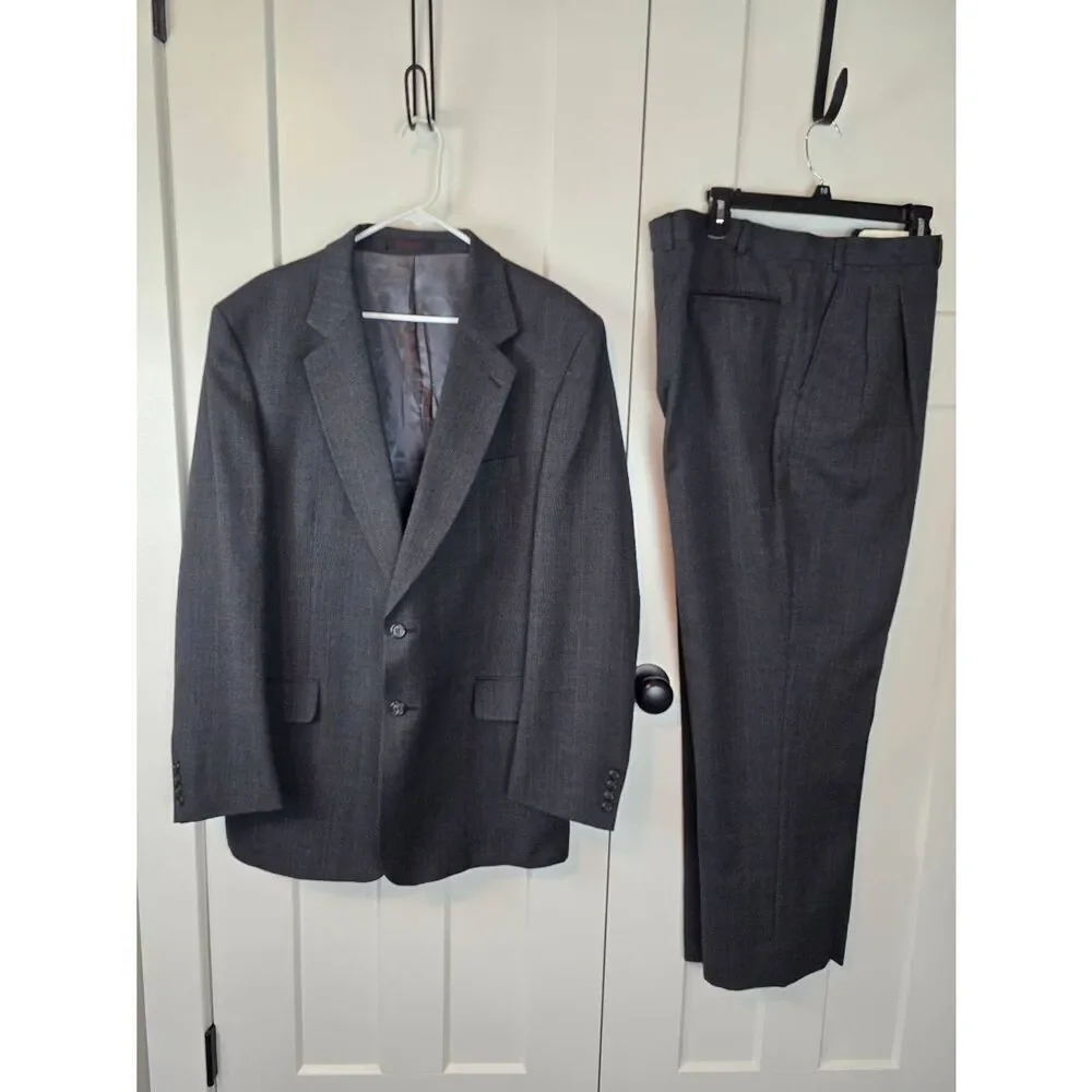 Warren Scott Men's Suit Sz 44L